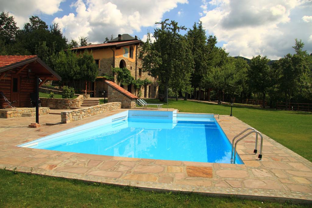 Agriturismo Fattoria Ca Di Sole 산 베네데토 발 디 삼브로 외부 사진