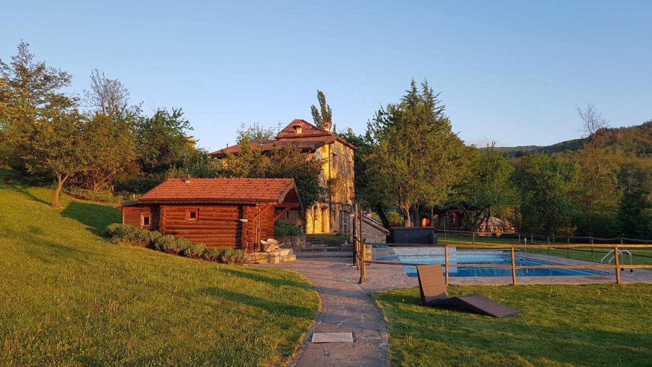 Agriturismo Fattoria Ca Di Sole 산 베네데토 발 디 삼브로 외부 사진